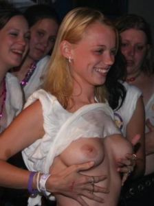 Busty Chicks