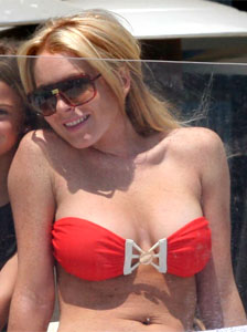 Lindsay Lohan Cleavage Central