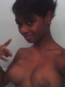 Topless Blackgirlfriend