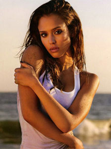 Jessica Alba Gets Wet