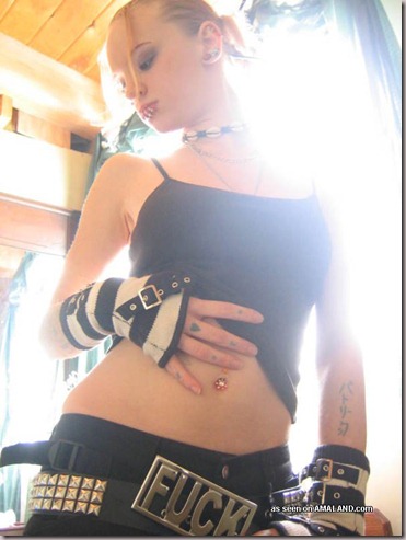 Super Sexy Goth Girl 